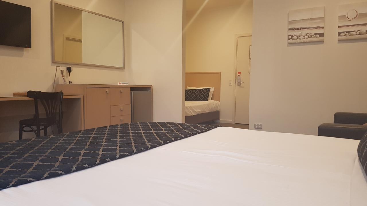 אדלייד Largs Pier Hotel מראה חיצוני תמונה