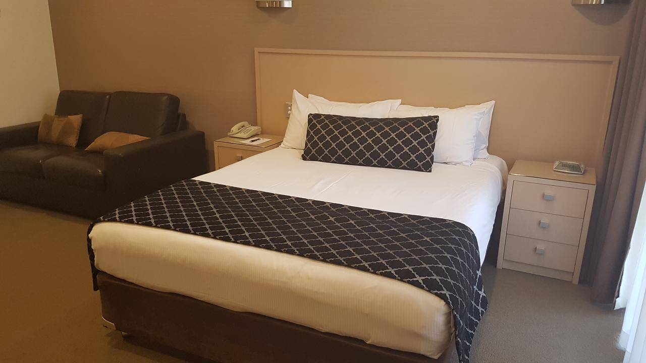 אדלייד Largs Pier Hotel מראה חיצוני תמונה