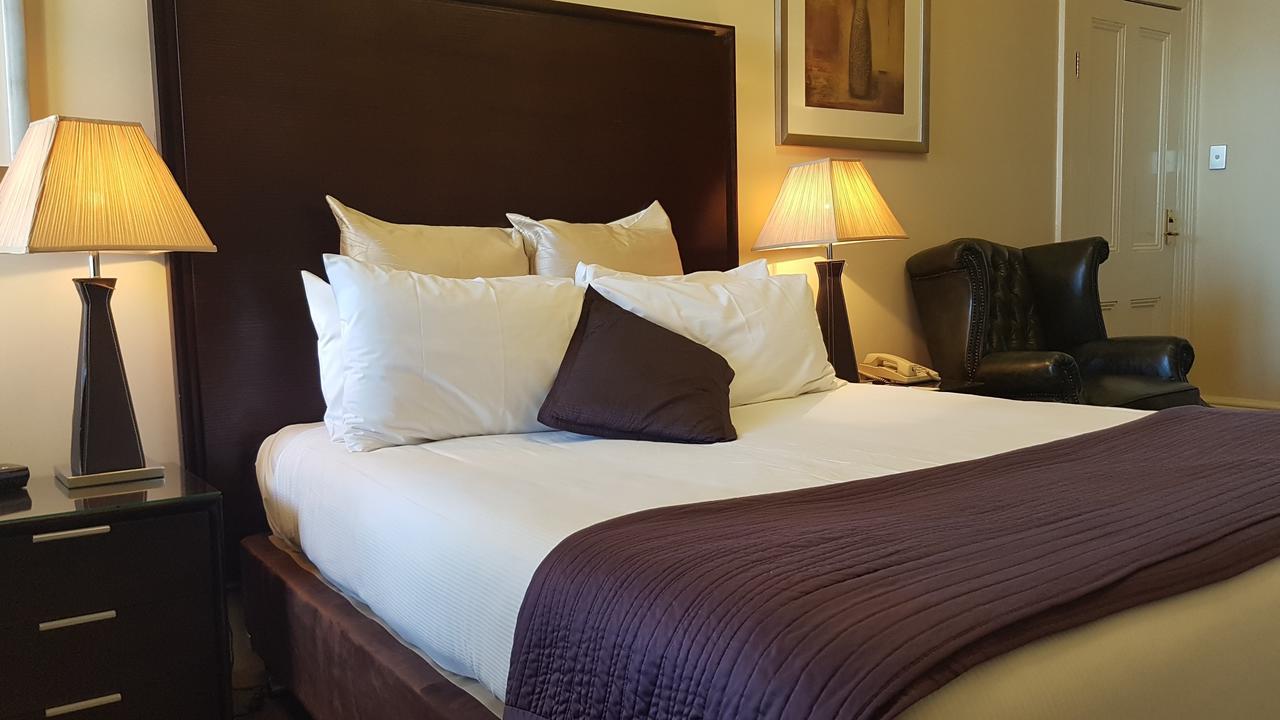 אדלייד Largs Pier Hotel מראה חיצוני תמונה