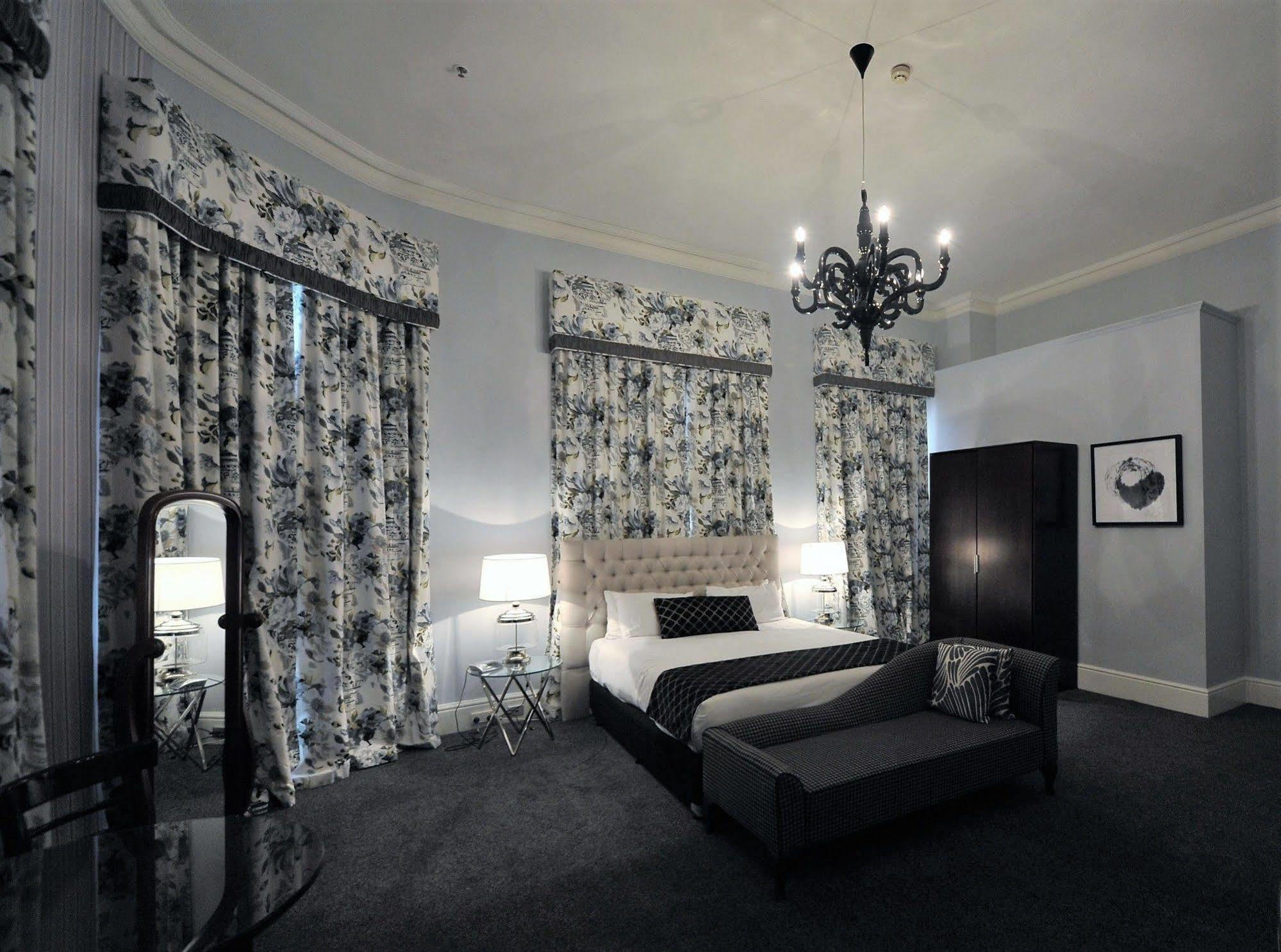 אדלייד Largs Pier Hotel מראה חיצוני תמונה