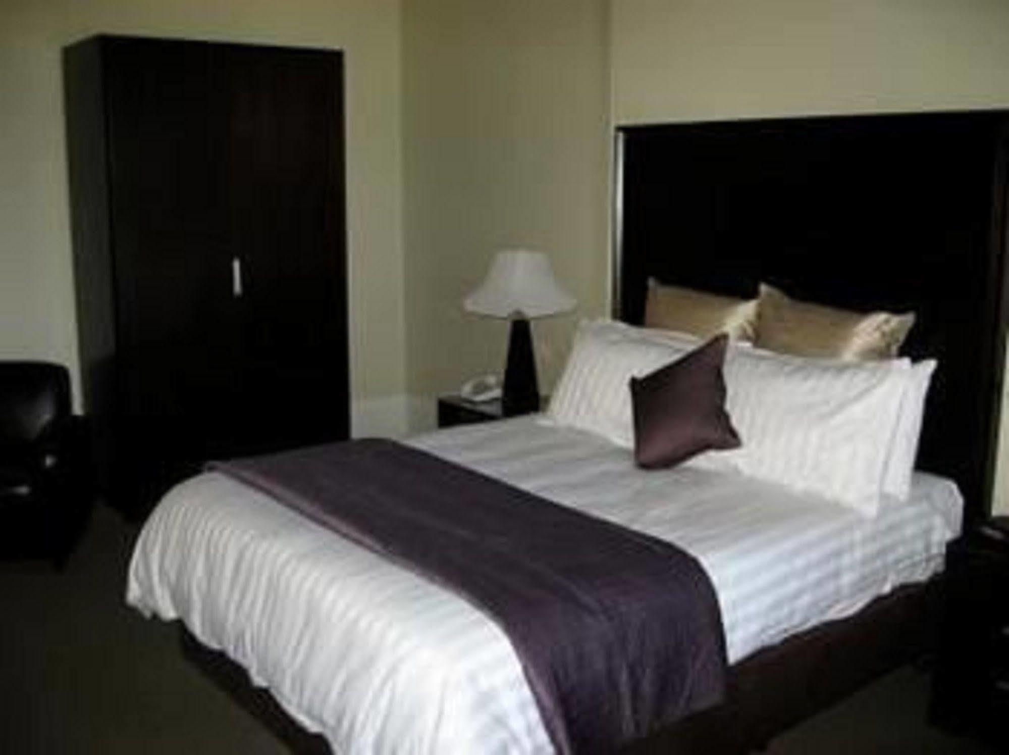 אדלייד Largs Pier Hotel מראה חיצוני תמונה
